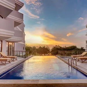 Wyndham Garden Kuta Beach Bali Hotel